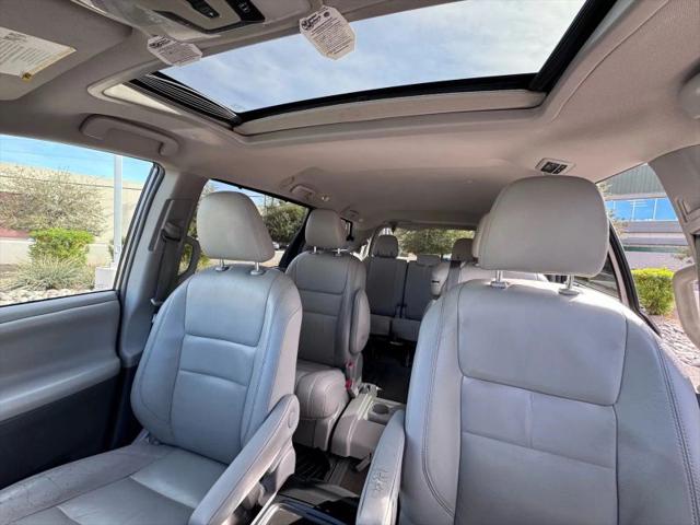2016 Toyota Sienna XLE 8 Passenger