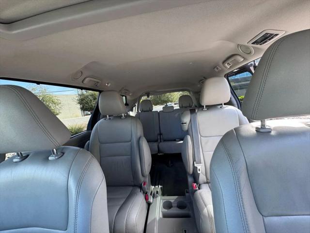 2016 Toyota Sienna XLE 8 Passenger