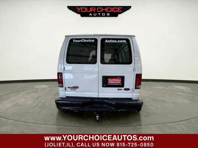 2010 Ford E-350 Super Duty Base