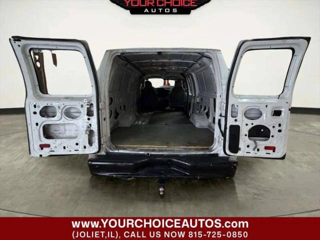 2010 Ford E-350 Super Duty Base
