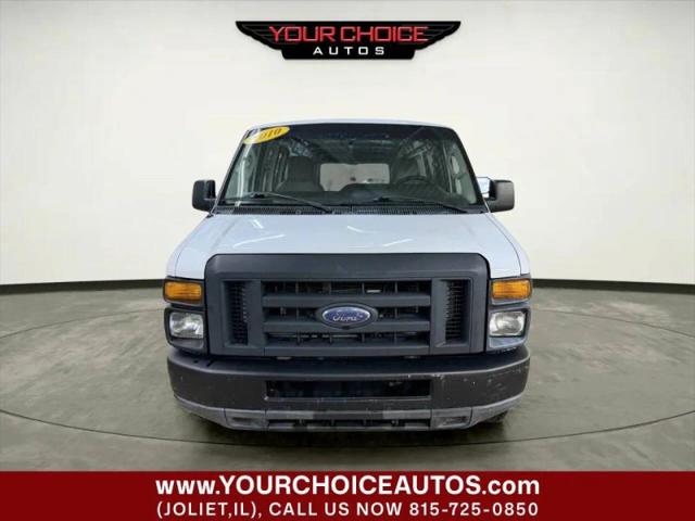 2010 Ford E-350 Super Duty Base