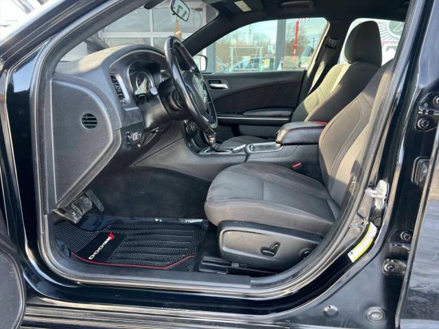 2019 Dodge Charger SXT RWD