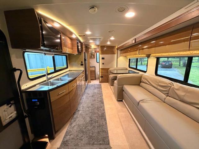 2015 Mercedes-Benz Sprinter 3500 Base