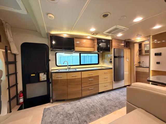 2015 Mercedes-Benz Sprinter 3500 Base
