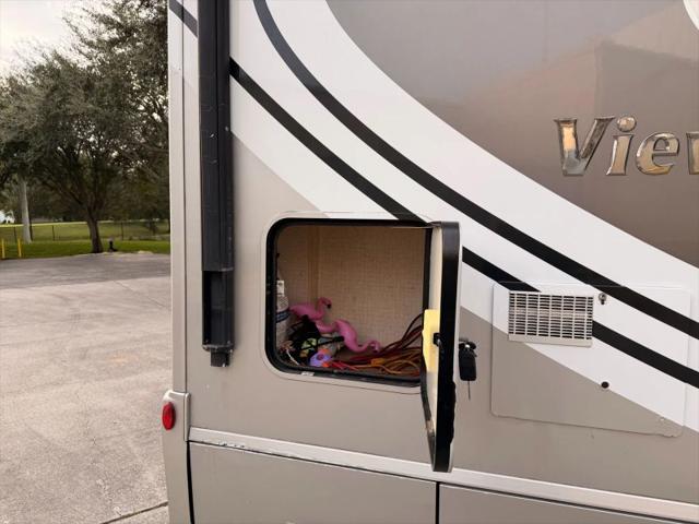 2015 Mercedes-Benz Sprinter 3500 Base
