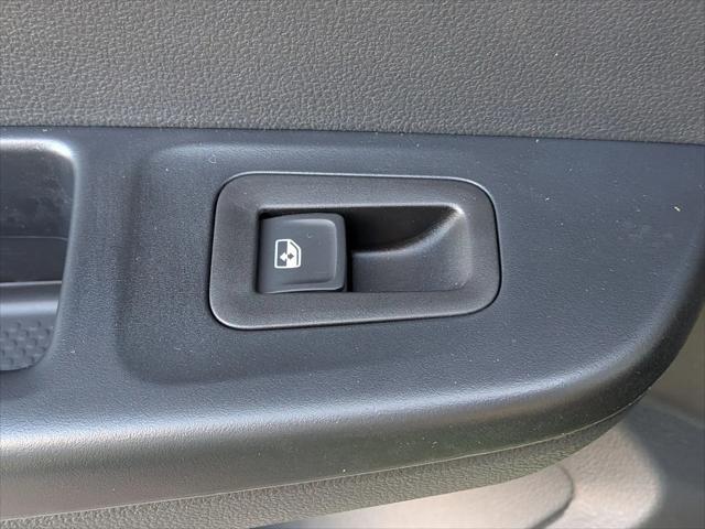 2026 Volkswagen Taos SE Black