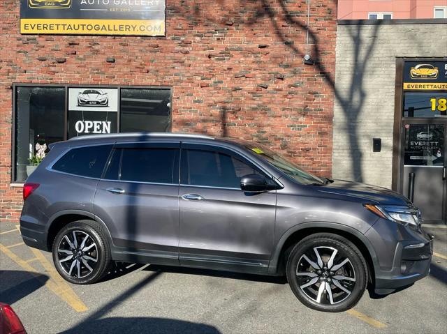 2021 Honda Pilot AWD Touring 8 Passenger