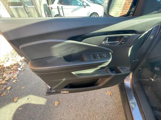2021 Honda Pilot AWD Touring 8 Passenger