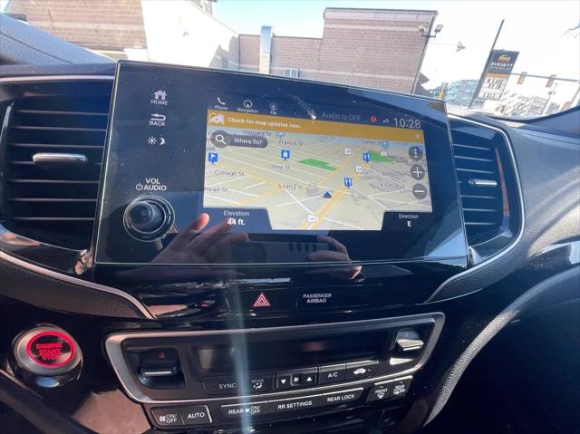 2021 Honda Pilot AWD Touring 8 Passenger