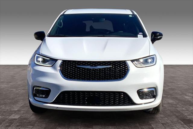 2025 Chrysler Pacifica Select 2025 Chrysler Pacifica Select