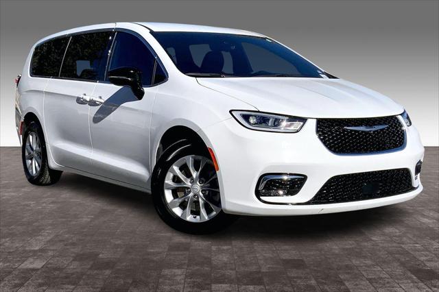 2025 Chrysler Pacifica Select 2025 Chrysler Pacifica Select