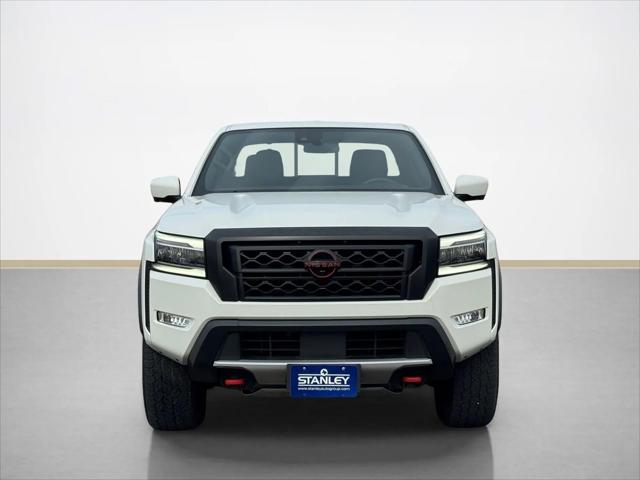 2023 Nissan Frontier Crew Cab PRO-4X 4x4 2023 Nissan Frontier Crew Cab PRO-4X 4x4