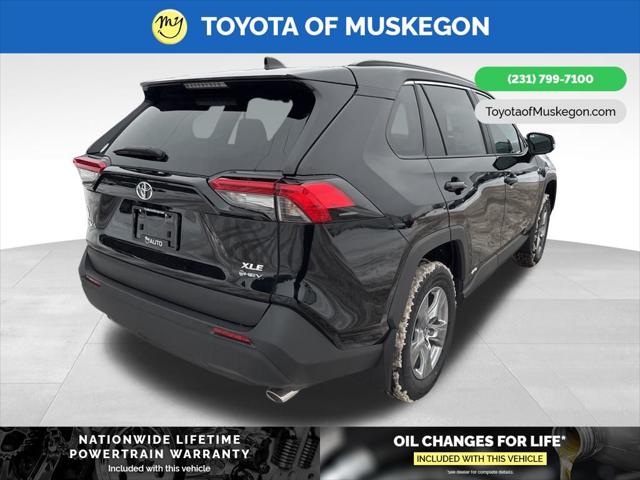 2025 Toyota RAV4 Hybrid XLE