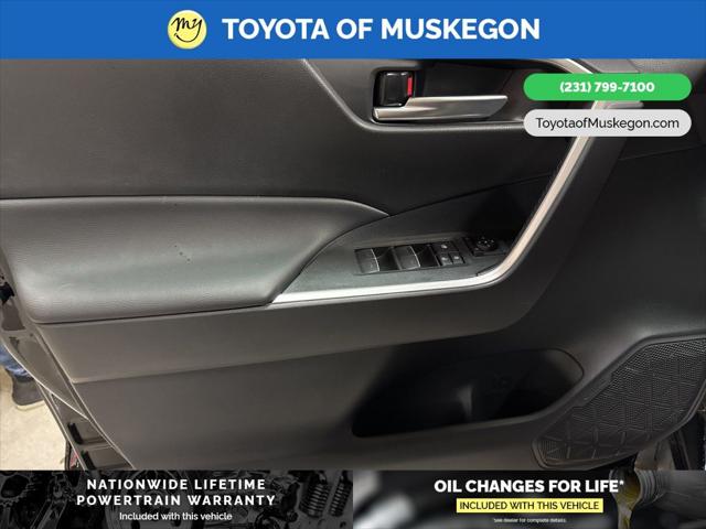2025 Toyota RAV4 Hybrid XLE