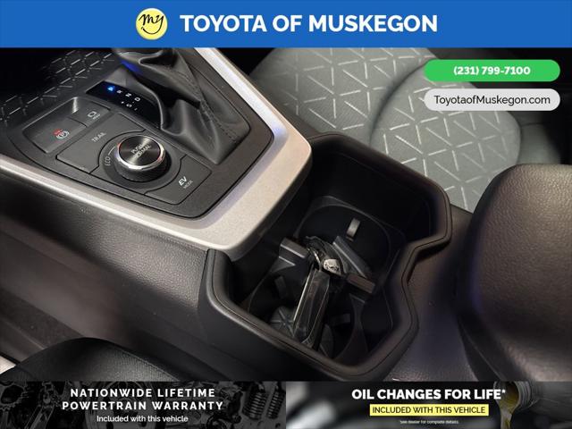 2025 Toyota RAV4 Hybrid XLE