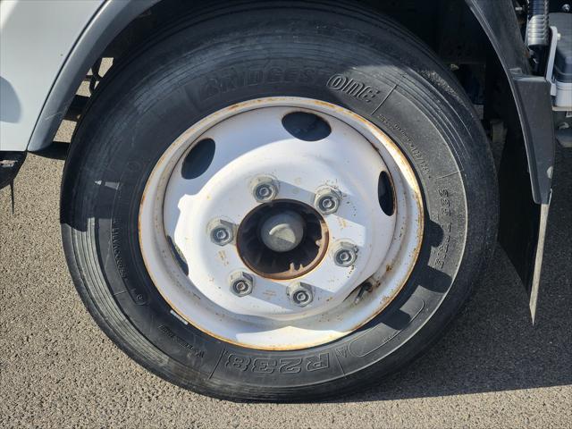 2019 Isuzu NPR Unknown