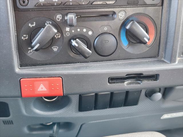 2019 Isuzu NPR Unknown