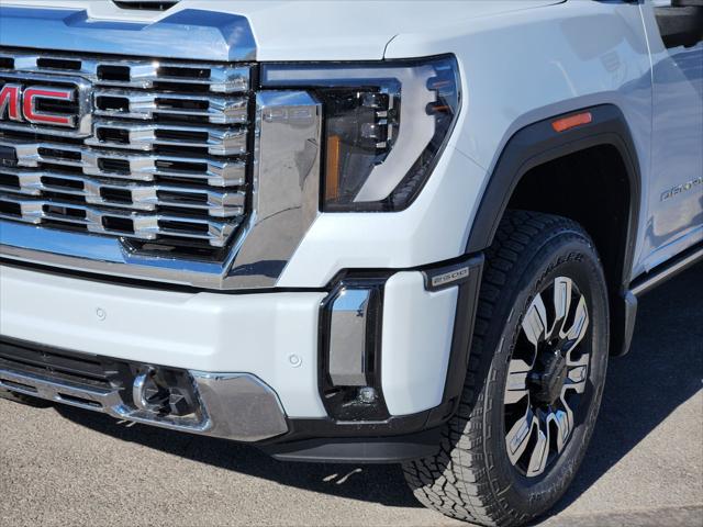 2026 GMC Sierra 2500HD Crew Cab, Standard Bed, Denali, 4WD