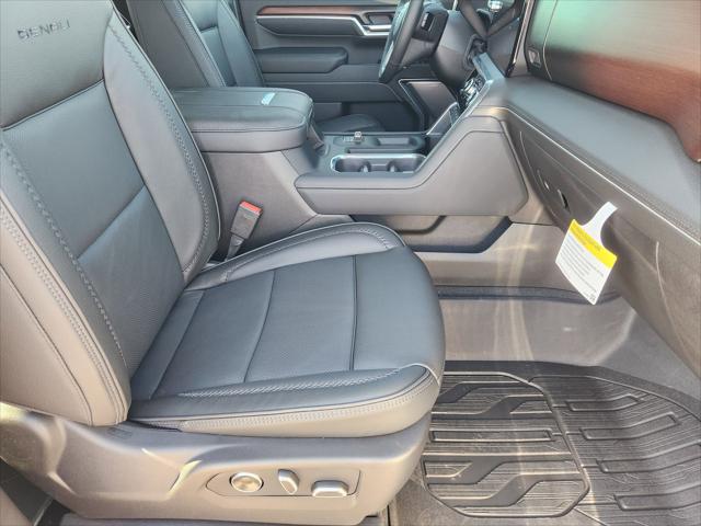 2026 GMC Sierra 2500HD Crew Cab, Standard Bed, Denali, 4WD