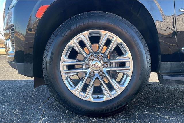 Used 2021 GMC Yukon XL For Sale in Olive Branch, MS