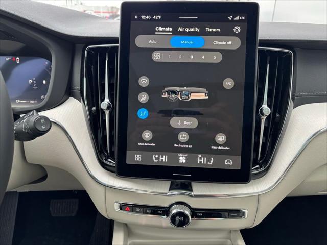 2026 Volvo XC60 B5 Ultra