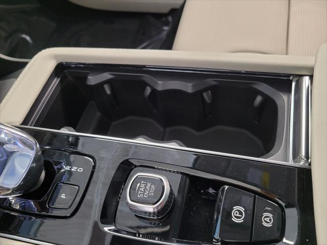 2026 Volvo XC90 B6 Ultra 7-Seater