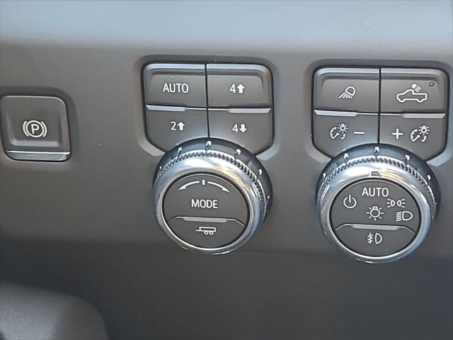 2026 GMC Sierra 2500HD Crew Cab, Standard Bed, AT4, 4WD