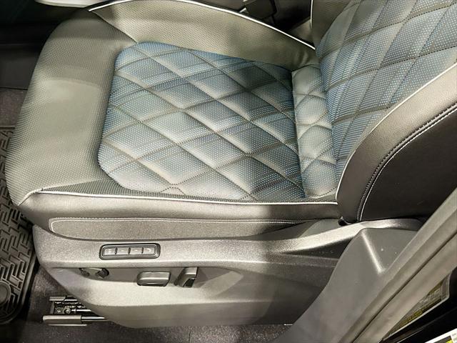 2026 Volkswagen Atlas Cross Sport SEL Premium R-Line