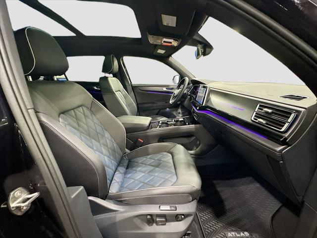 2026 Volkswagen Atlas Cross Sport SEL Premium R-Line