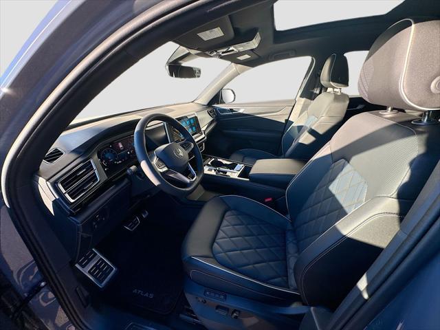 2026 Volkswagen Atlas Cross Sport SEL Premium R-Line