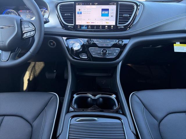 2026 Chrysler Pacifica Limited AWD