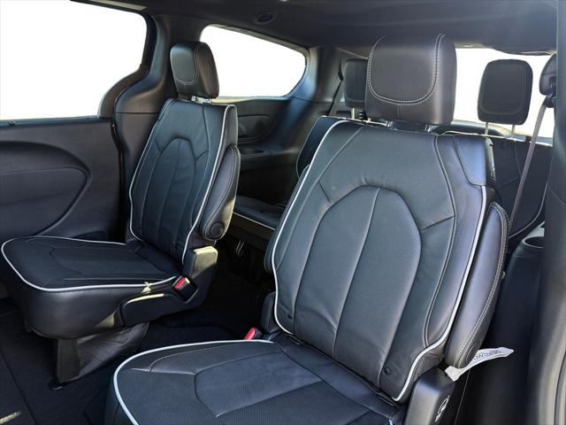 2026 Chrysler Pacifica Limited AWD