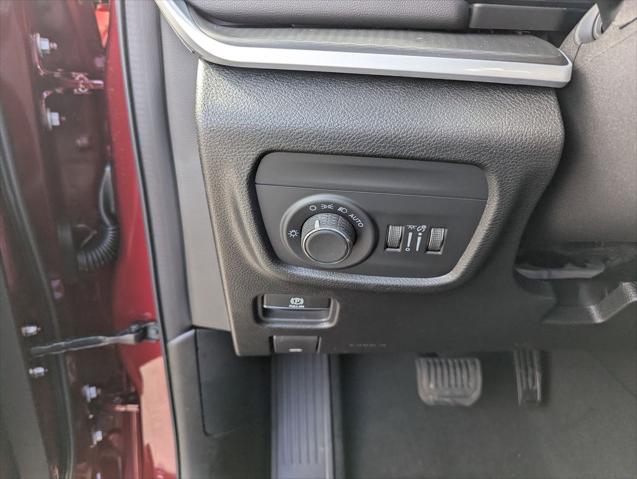 2025 Jeep Grand Cherokee Altitude 4x2
