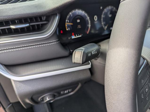 2025 Jeep Grand Cherokee Altitude 4x2