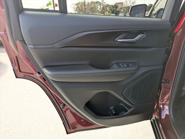 2025 Jeep Grand Cherokee Altitude 4x2
