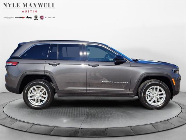 2025 Jeep Grand Cherokee Laredo X 4x2