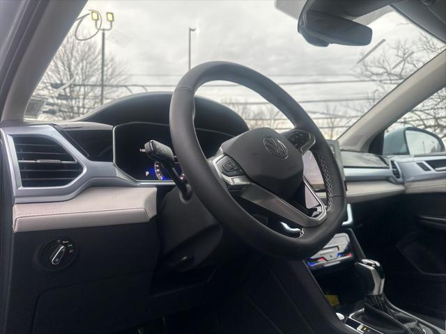 2026 Volkswagen Taos SE