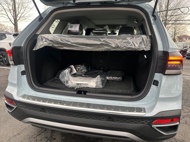 2026 Volkswagen Taos SE