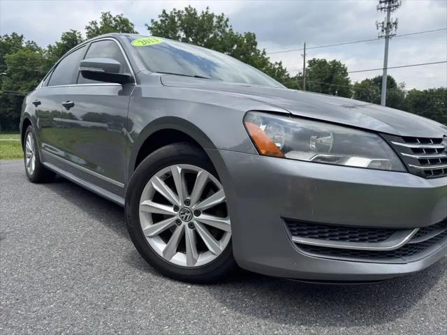 2013 Volkswagen Passat 2.5L SEL for sale in Whitehall, PA
