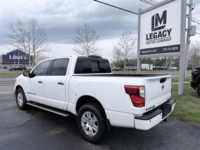 2018 Nissan Titan SV
