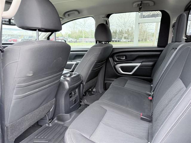 2018 Nissan Titan SV