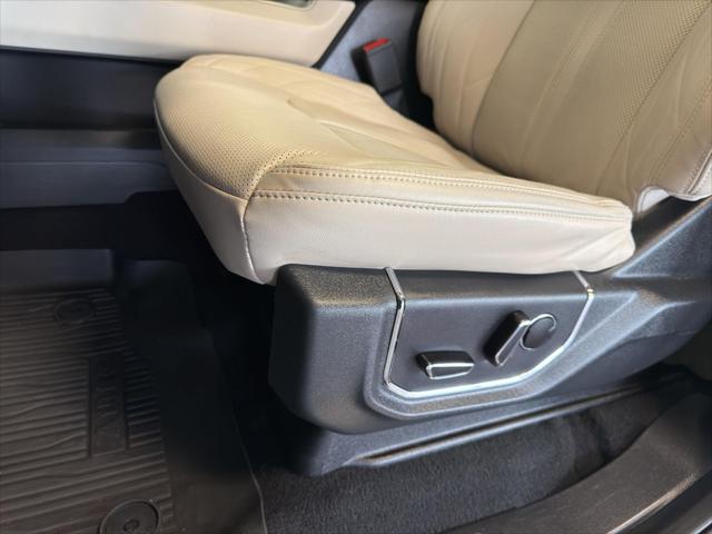 2024 Ford Expedition Platinum MAX