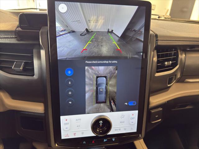2024 Ford Expedition Platinum MAX
