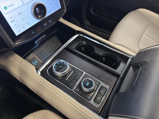 2024 Ford Expedition Platinum MAX
