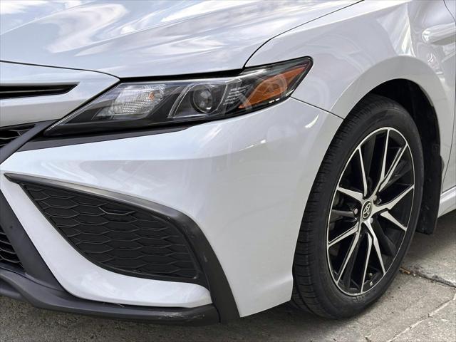 2023 Toyota Camry SE AWD [7]