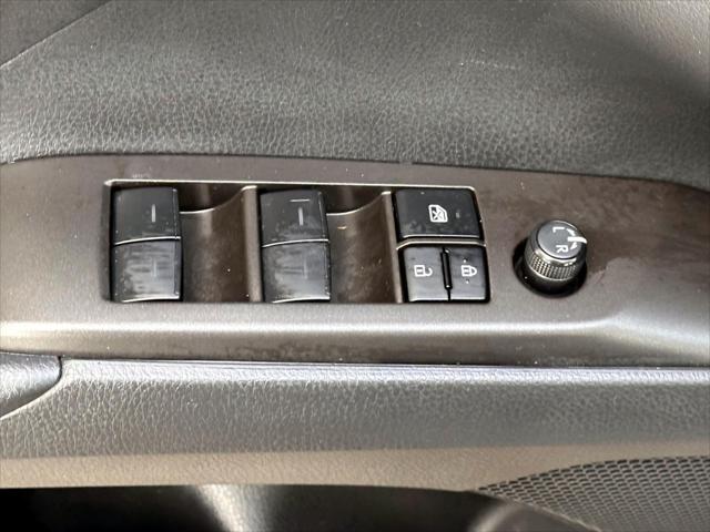 2023 Toyota Camry SE AWD [11]