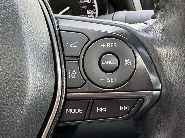 2023 Toyota Camry SE AWD [22]