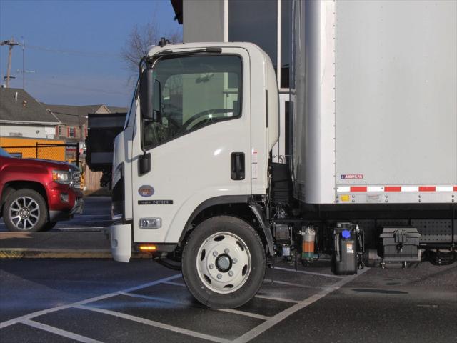 2025 Isuzu NRR Unknown