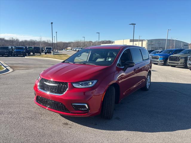 2026 Chrysler Pacifica Select AWD