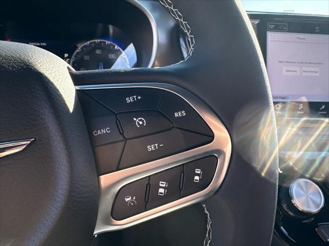 2026 Chrysler Pacifica Select AWD